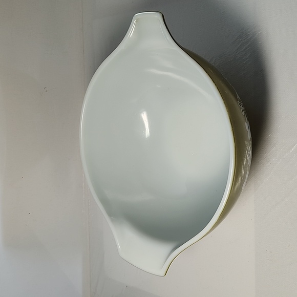 Vintage Pyrex primary Avocado color Cinderella nesting mixing bowl 444-4qt … - Picture 7 of 10